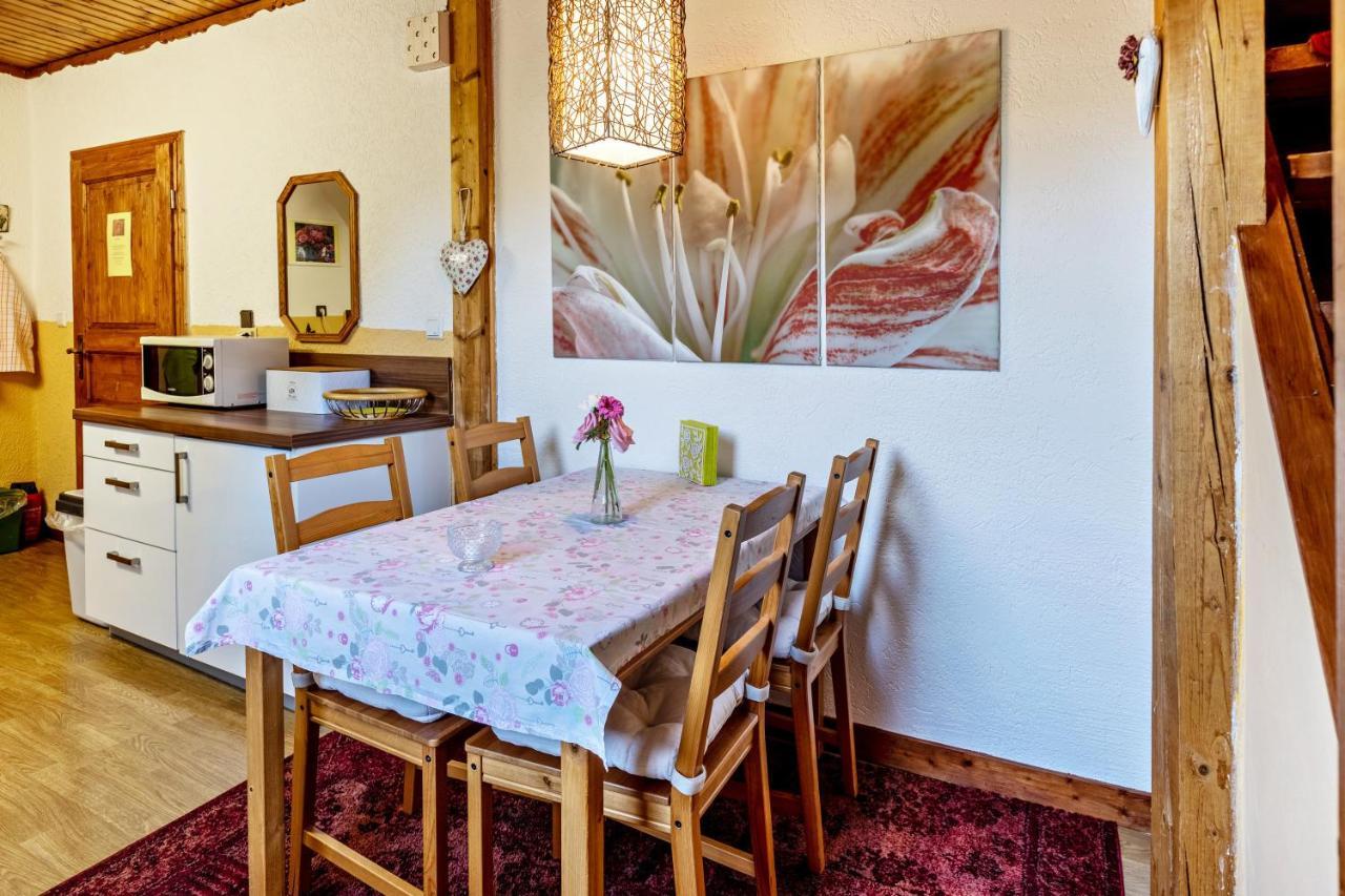 La Rose Apartment *